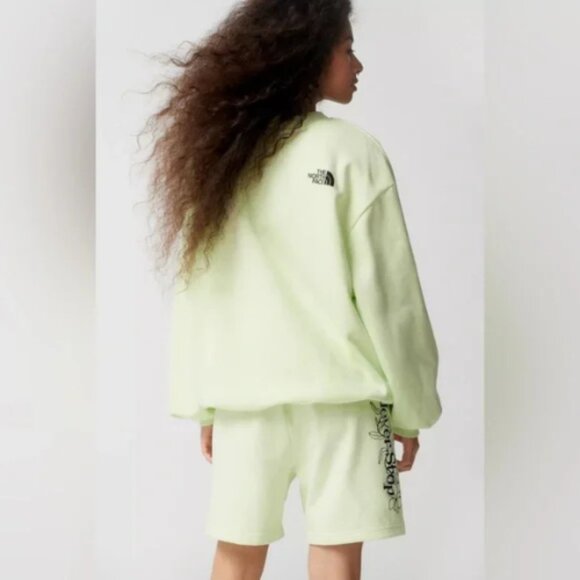 The North Face | Int. Women's Day Sweater - Picture 3 of 6